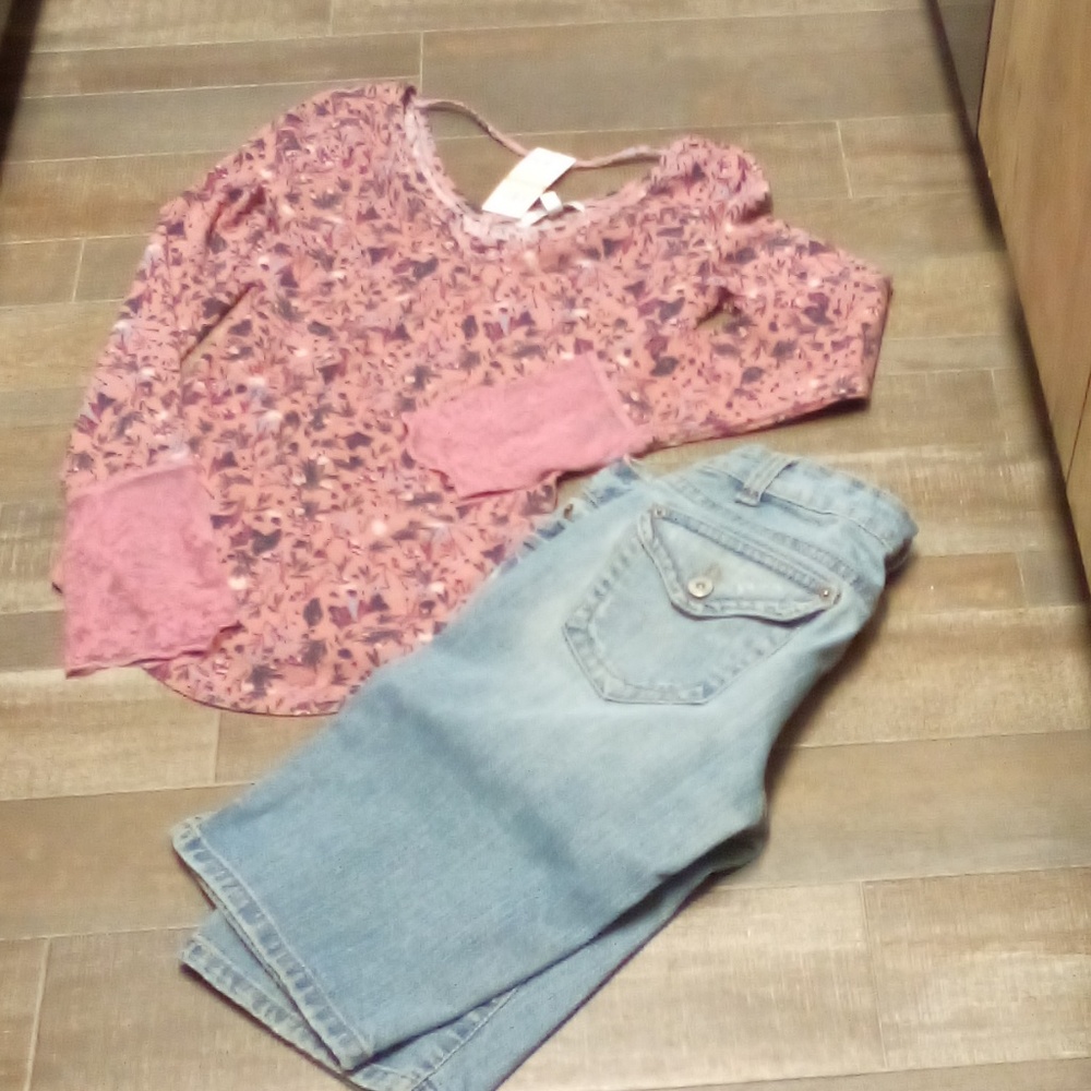 WILLIAM RAST TOP